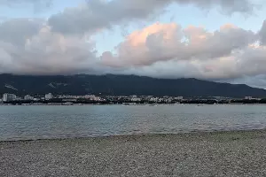 Пляж в Геленджике &copy;&nbsp;Фото Александры Прохоренковой-Аксеновой, Юга.ру