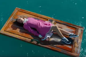 Кадр из трейлера к фильму «Алиса в Стране чудес» &copy;&nbsp;Скриншот видео с Rutube-канала &laquo;КиноСтудия&raquo;