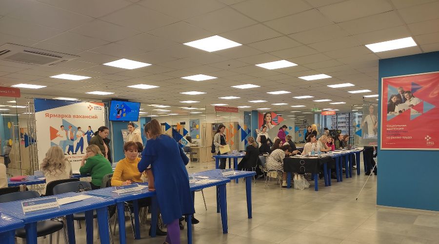 Ярмарка вакансий &copy;&nbsp;Фото Иолины Грибковой, Юга.ру