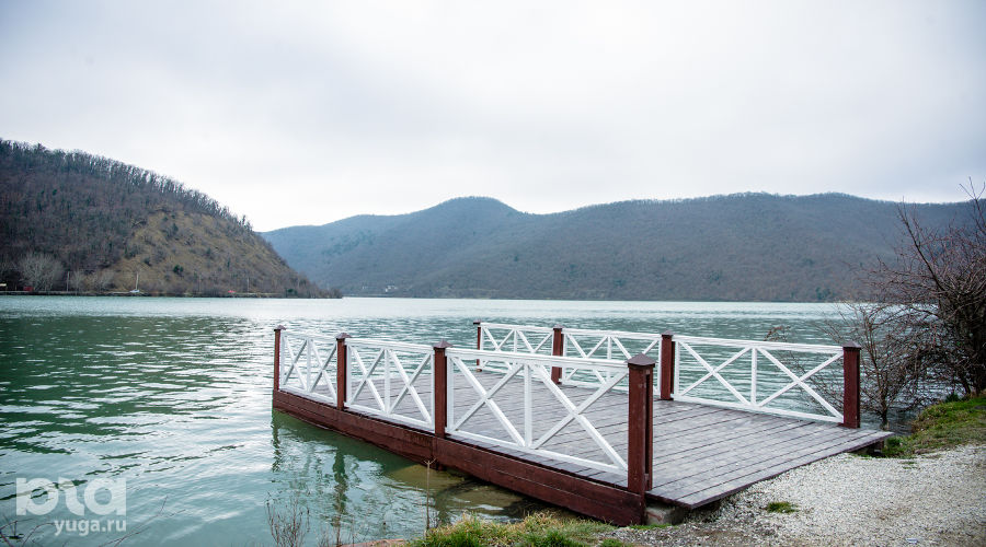 Абрау-Дюрсо &copy;&nbsp;Фото Евгения Мельченко, Юга.ру