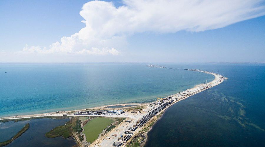 Строительство Крымского моста &copy;&nbsp;Фото Елены Синеок, Юга.ру
