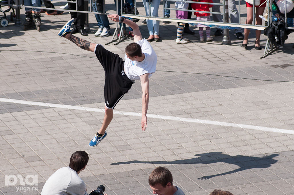 паркур соревнования. паркур парк в челябинске. чемпионат по паркуру. паркур парк xsa краснодар. Flyzone паркур парк, москва.