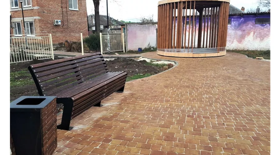 Парк культуры и отдыха в Гулькевичах после реконструкции &copy;&nbsp;Скриншот публикации на сайте администрации Краснодарского края, Admkrai.krasnodar.ru