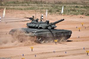  © Модернизированный танк Т-72Б3 фото topwar.ru