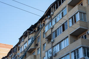 В Краснодаре в ночном пожаре в многоэтажке сгорело 64 квартиры © Фото Дмитрия Пославского, Юга.ру