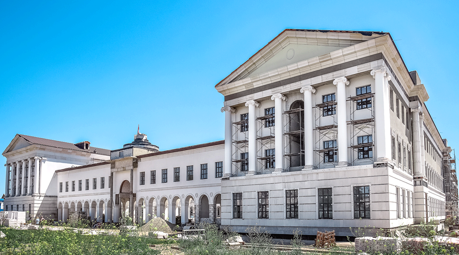 Фасад Усть-Лабинского лицея. Май 2020 года © Фото пресс-службы фонда «Вольное дело»