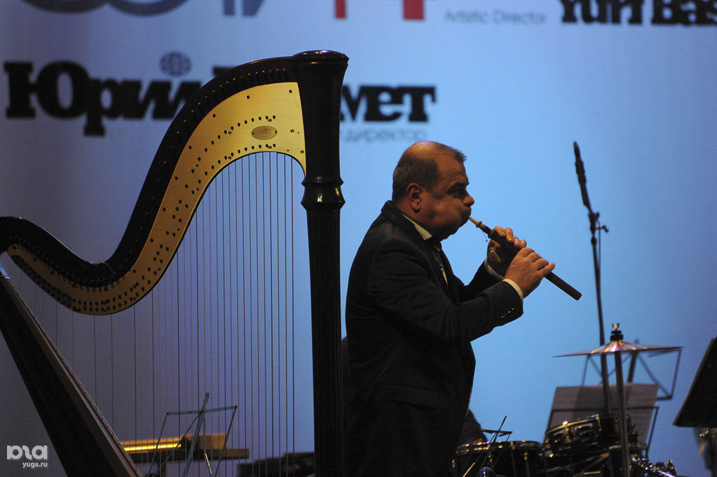 музыкальный лагерь башмета в сочи. первый зимний международный фестиваль искусств юрия башмета в москве. камерный оркестр солисты москвы. фестиваль башмета ярославль 2022. закрытие фестиваля башмета.