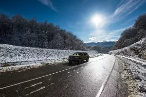 За снегом на Volkswagen Teramont &copy;&nbsp;Фото Елены Синеок, Юга.ру