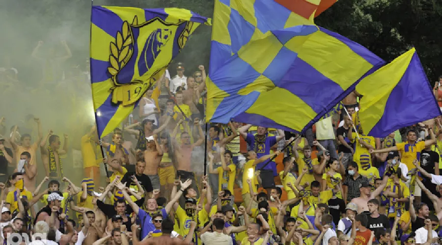 Фанаты ФК "Ростов" &copy;&nbsp;Елена Синеок. ЮГА.ру