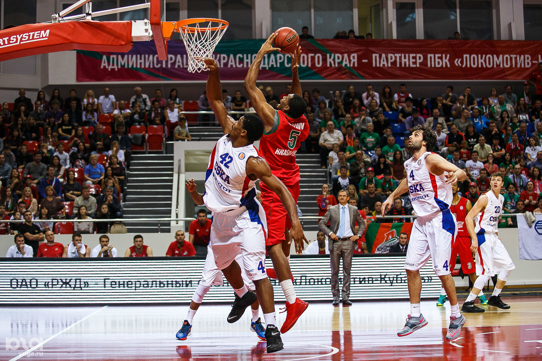 баскетбол краснодар. цска локомотив кубань баскетбол. локомотив краснодар баскетбол. игроки локомотива кубань баскетбол. юмр краснодар баскетбол.
