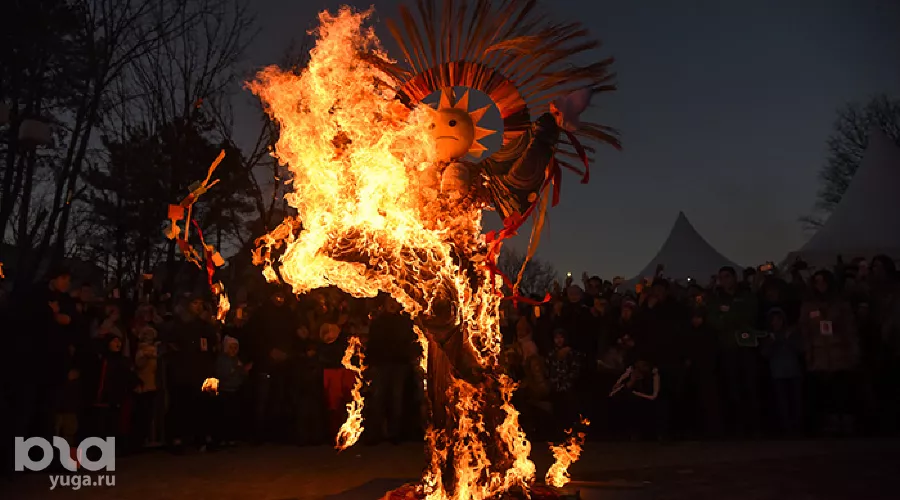 Масленица в Краснодаре &copy;&nbsp;Елена Синеок, ЮГА.ру