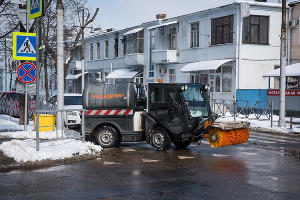 Уборка снега в Краснодаре © Фото Елены Синеок, Юга.ру