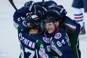 ХК "Кубань" разгромил тольяттинскую "Ладу" в 1/8 ВХЛ в Краснодаре &copy;&nbsp;Михаил Ступин, ЮГА.ру