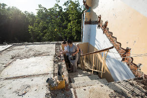Взорвавшийся дом по ул. Славянской © Фото Елены Синеок, Юга.ру