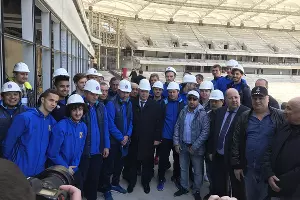 ФК «Ростов» на строящейся «Ростов-Арене» &copy;&nbsp;Фото из официального аккаунта ФК &laquo;Ростов&raquo; в Twitter, twitter.com/rostovfc