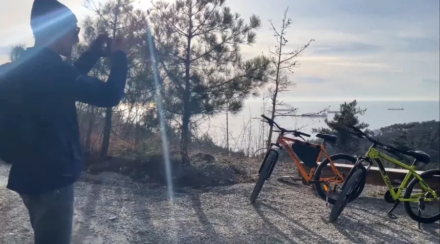 Участок маршрута «Вело Sea» &copy;&nbsp;Скриншот видео &laquo;Веломаршрут 17 км Геленджик — Кабардинка&raquo; на ютуб-канале wow_gelen