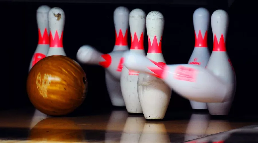 Турнир по боулингу "Семь звезд". День первый &copy;&nbsp;Елена Синеок. ЮГА.ру