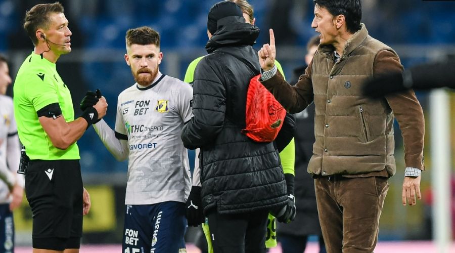 Главный тренер ФК «Краснодар» Владимир Ивич (справа) во время матча против ФК «Ростов»  &copy;&nbsp;Скриншот публикации на сайте ФК &laquo;Краснодар&raquo;, Fckrasnodar.ru