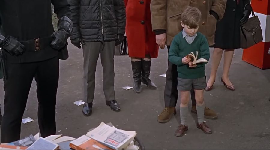  © Кадр из фильма «451° по Фаренгейту» (реж. Франсуа Трюффо, 1966)