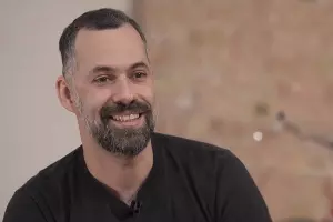 Михаил Идов &copy;&nbsp;Кадр из видео канала &laquo;вДудь&raquo; на youtube.com, youtube.com/channel/UCMCgOm8GZkHp8zJ6l7_hIuA