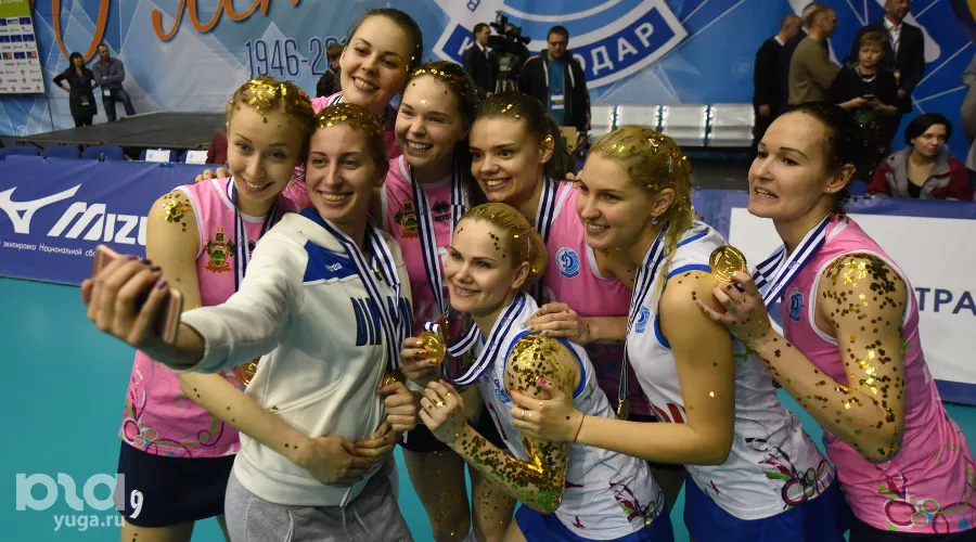 Краснодарские волейболистки завоевали титул чемпиона Кубка ЕКВ &copy;&nbsp;Елена Синеок, ЮГА.ру