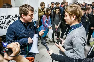 Открытие предвыборного штаба Навального в Краснодаре &copy;&nbsp;Фото Михаила Чекалова, Юга.ру