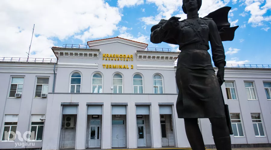 Аэропорт &copy;&nbsp;Фото Елены Синеок, Юга.ру