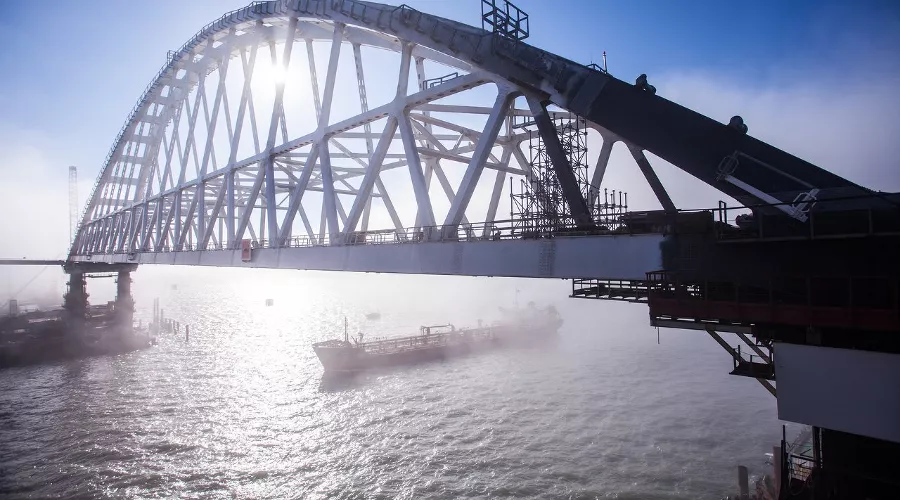 Строительство Крымского моста &copy;&nbsp;Фото инфоцентра &laquo;Крымский мост&raquo;, most.life