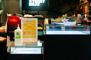 Первый день работы краснодарских ТРЦ после карантина © Фото Дмитрия Леснова, Юга.ру