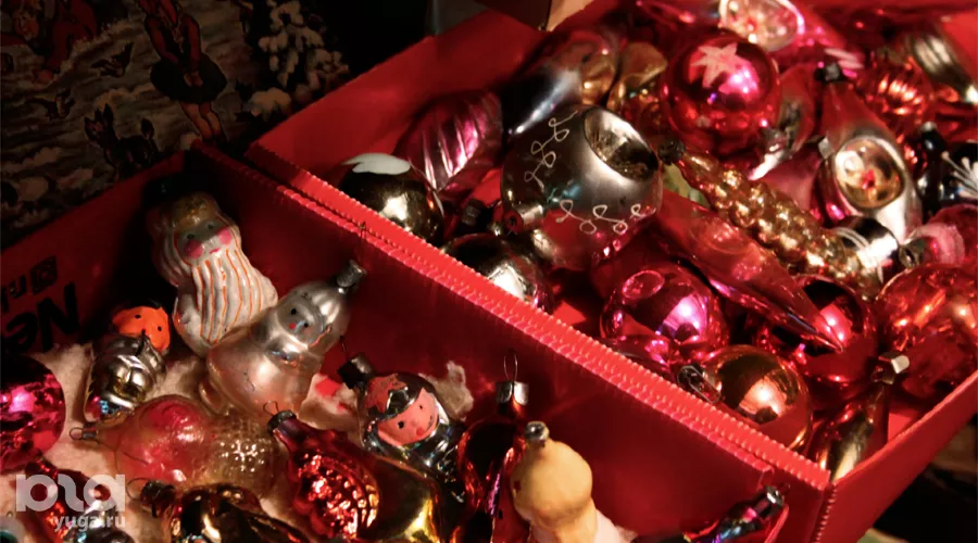 Елочные игрушки &copy;&nbsp;Фото Марины Солошко, Юга.ру