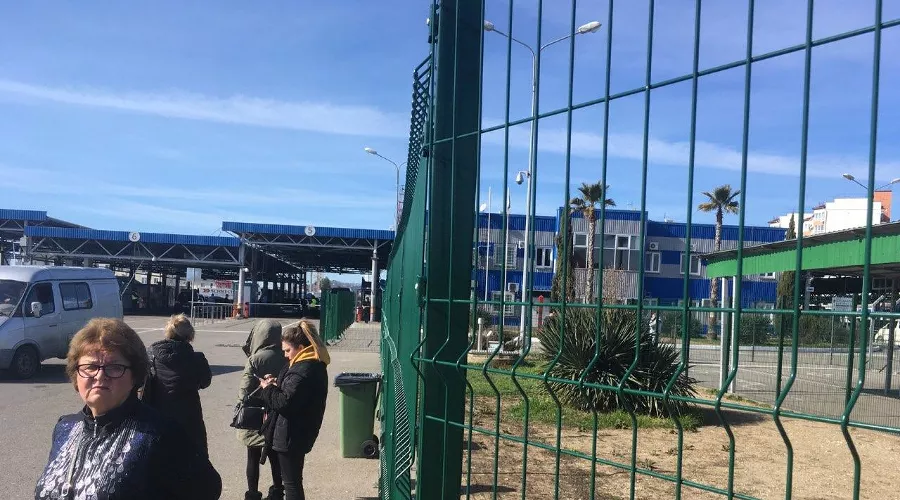 КПП на границе с Абхазией &copy;&nbsp;Фото Юга.ру