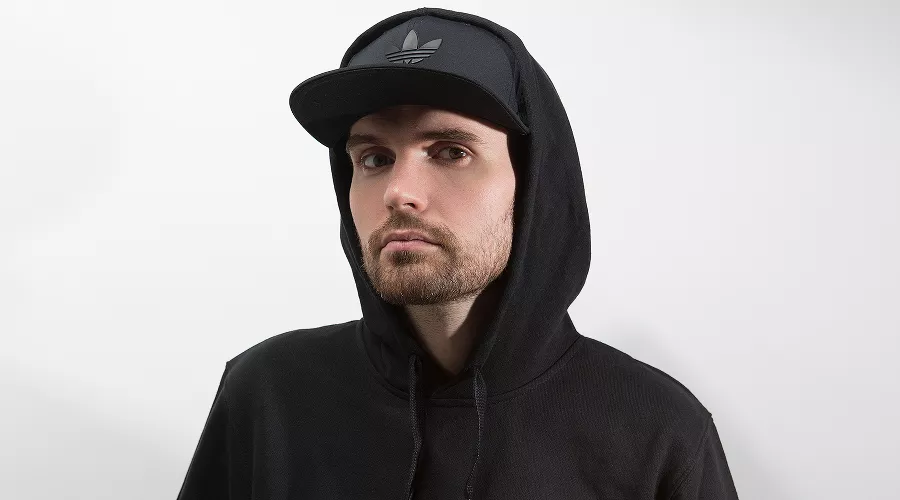 Иван Алексеев (Noize MC) &copy;&nbsp;Фото Антона Волкова (Скут) с сайта noizemc.com