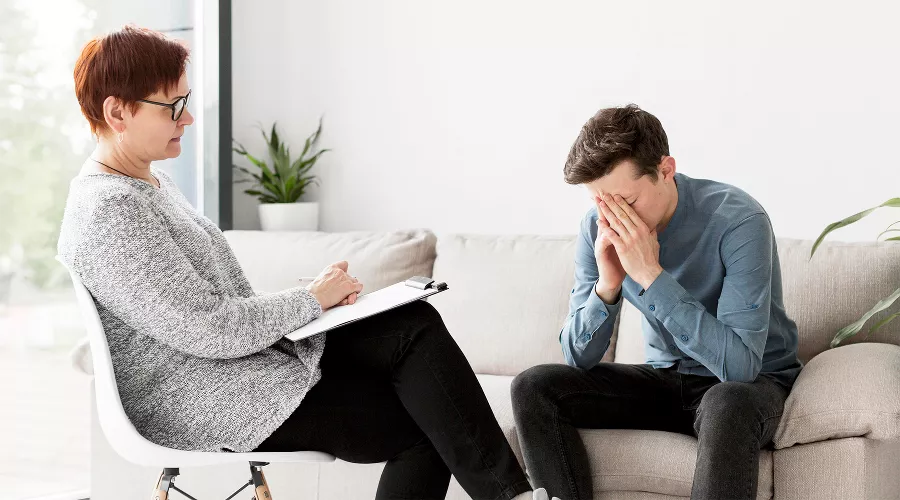 Прием у психотерапевта &copy;&nbsp;Фото freepik, freepik.com