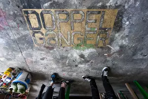 В мастерской Игоря Михайленко &copy;&nbsp;Фото Елены Синеок, Юга.ру