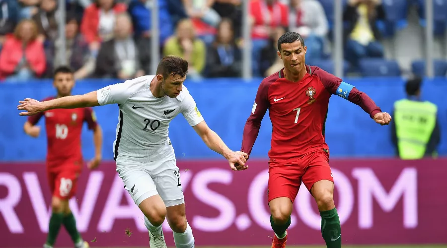Матч Кубка конфедераций между сборными Новой Зеландии и Португалии &copy;&nbsp;Фото с сайта ru.fifa.com