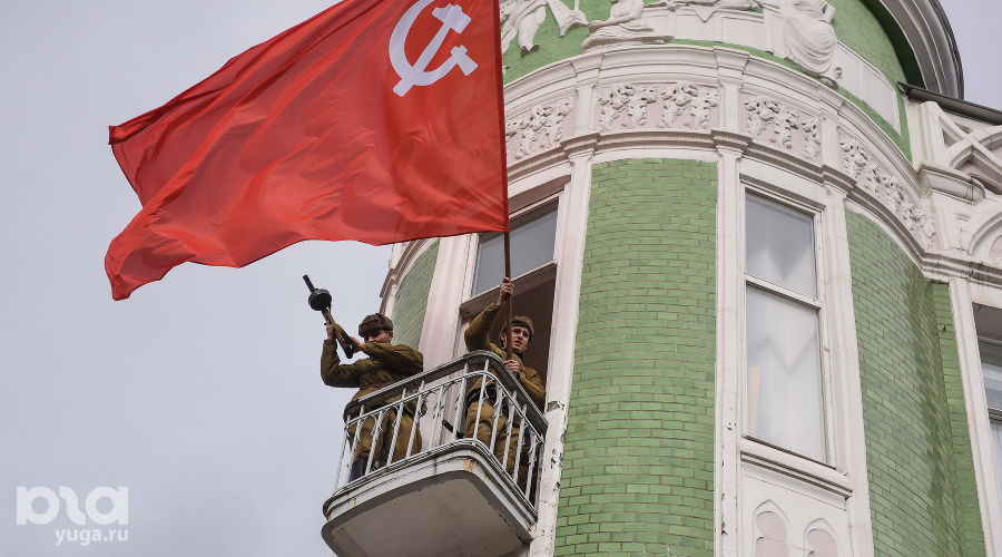 Реконструкция Дня освобождения Краснодара от фашистов © Фото Елены Синеок, Юга.ру