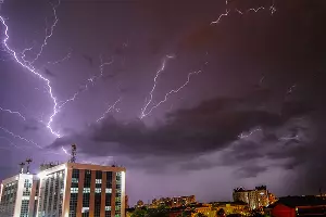 Гроза в Краснодаре &copy;&nbsp;Фото Михаила Ступина, Юга.ру