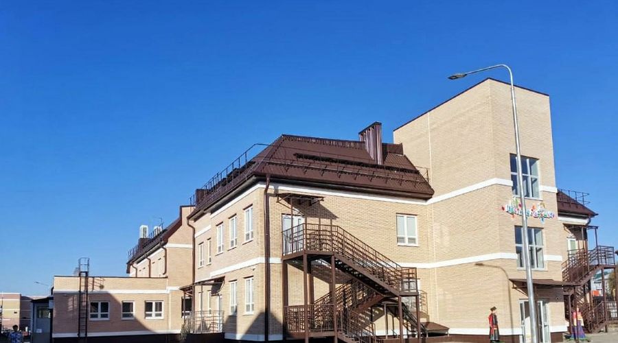  © Фото пресс-службы администрации Краснодара https://krd.ru/novosti/glavnye-novosti/v-posyelke-znamenskom-dostroili-detskiy-sad-na-120-mest/