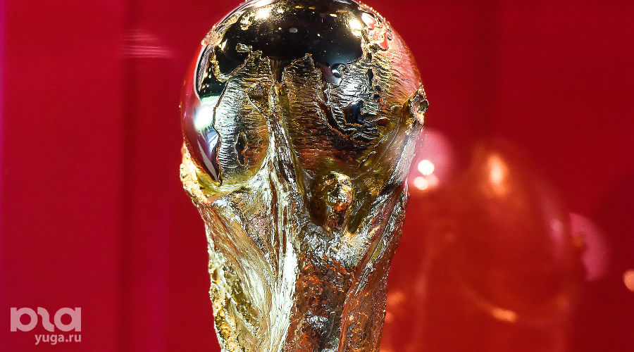 Кубок чемпионата мира по футболу © Фото Елены Синеок, Юга.ру
