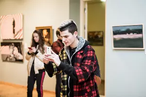 Выставка аукциона MOST &copy;&nbsp;Фото Елены Синеок, Юга.ру