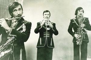 ВИА «Ива»: Сергей Полежаев, Александр Балбеков, Александр Серов (начало 1970-х) &copy;&nbsp;Фото из архива Владимира Сигидина