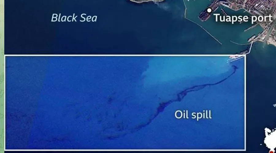 Спутниковый снимок моря возле Туапсе 2 ноября 2025 г. &copy;&nbsp;Скриншот публикации в телеграм-канале BBC News, T.me/BBCWorldoffl
