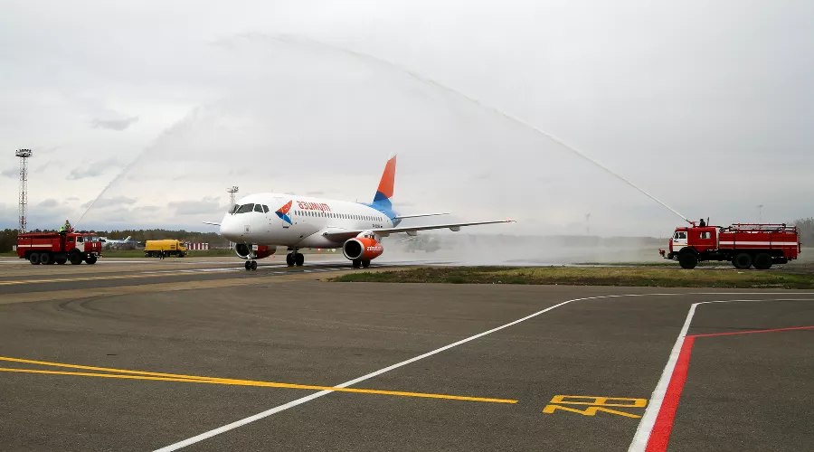 Ноябрь 2017 года. Встреча первого рейса авиакомпании «Азимут» в аэропорту Краснодара &copy;&nbsp;Фото пресс-службы &laquo;Базэл Аэро&raquo;