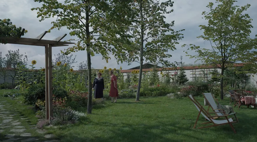 Кадр из трейлера к фильму «Зона интересов» &copy;&nbsp;Скриншот видео с Rutube-канала &laquo;MOVIE MANIA / КИНО ТРЕЙЛЕРЫ&raquo;