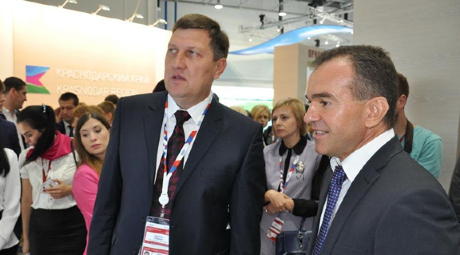 Владимир Трифонов и Вениамин Кондратьев © Фото пресс-службы администрации Павловского района