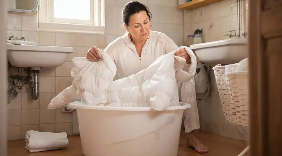 стирка &copy;&nbsp;Изображение сгенерировано нейросетью Gigachat