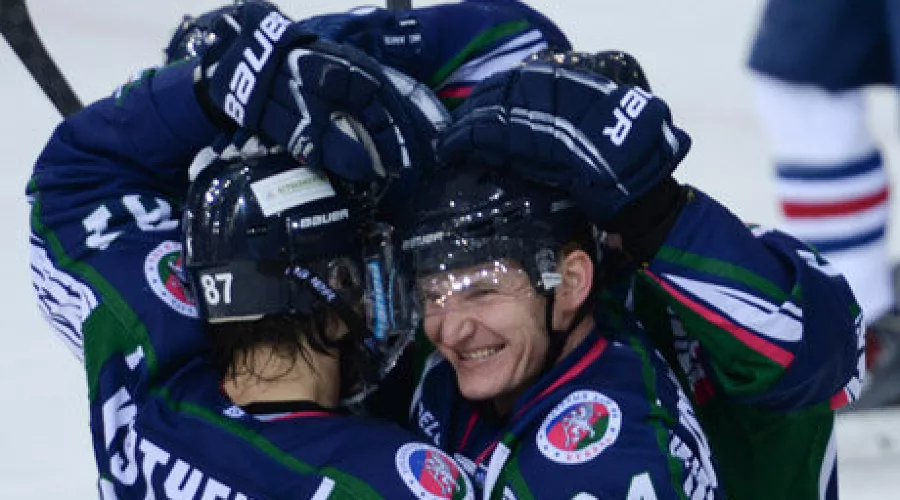 ХК "Кубань" разгромил тольяттинскую "Ладу" в 1/8 ВХЛ в Краснодаре &copy;&nbsp;Михаил Ступин, ЮГА.ру