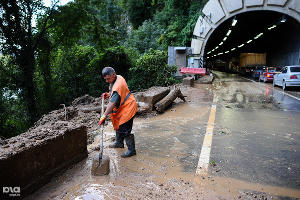 Сход селя на трассе Адлер – Красная поляна &copy;&nbsp;Нина Зотина, ЮГА.ру