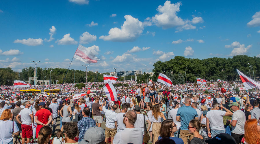 Протестный митинг против Лукашенко 16 августа 2020 года. Минск, Беларусь © Фото Homoatrox, wkipedia.org