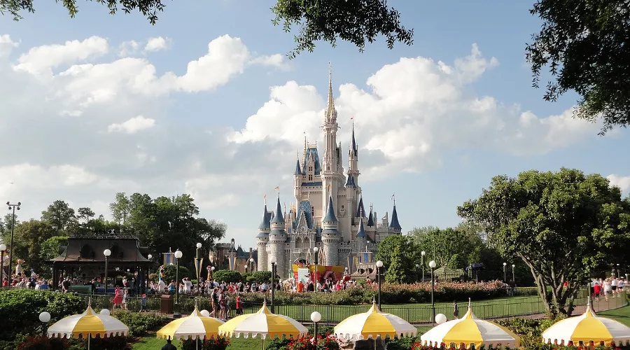 Тематический парк Walt Disney во Флориде &copy;&nbsp;Фото Ricardo Guzman с сайта pixabay.com